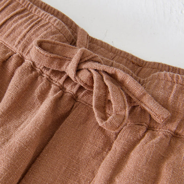 Stylish men's casual summer shorts with a comfortable fit and lightweight fabric.