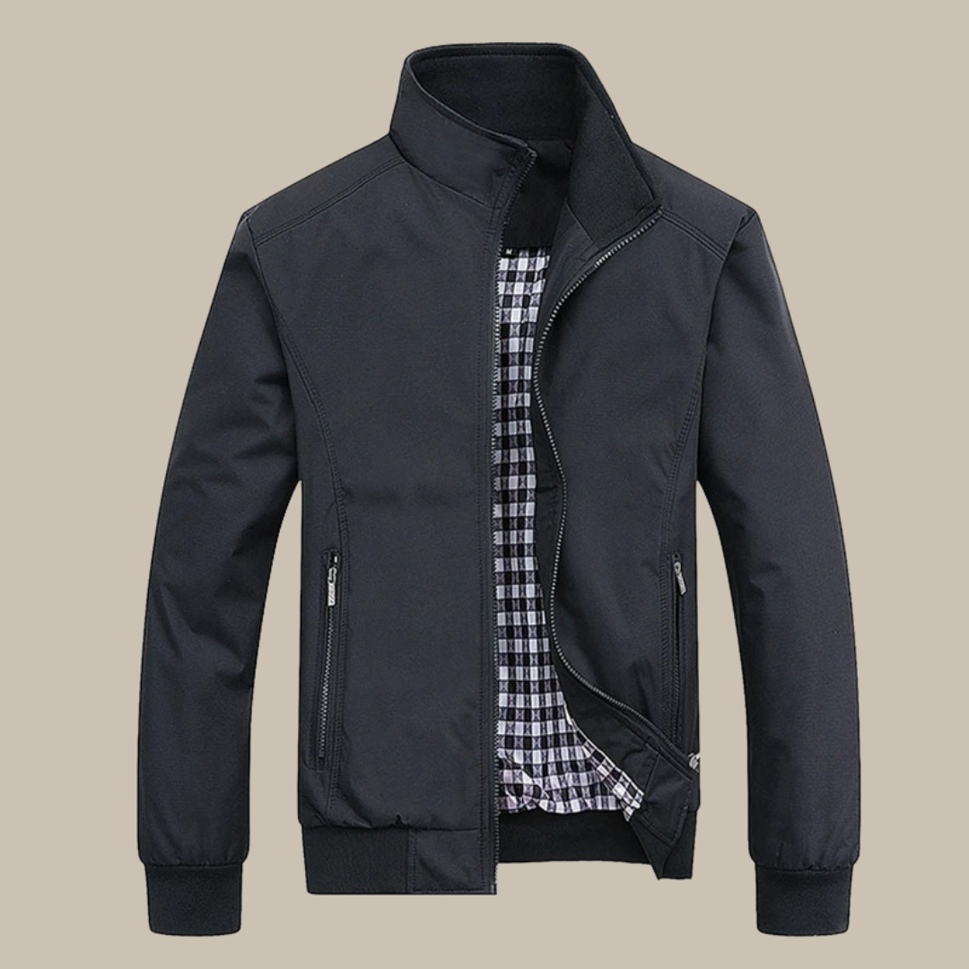 Breathable men's summer windbreaker, a lightweight casual jacket perfect for versatile outerwear.