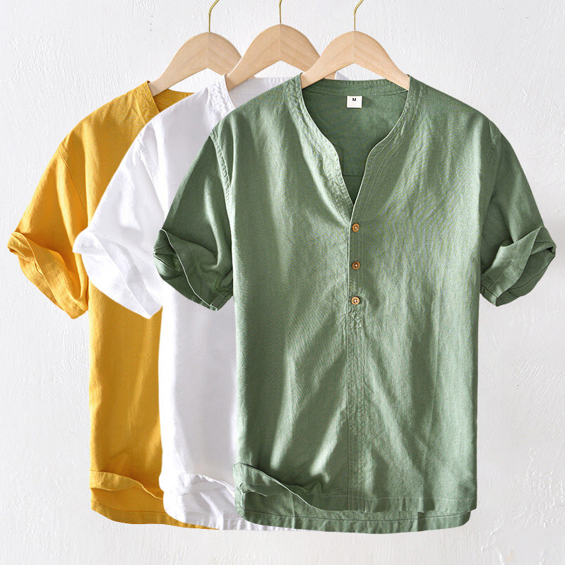 Stylish men's green lightweight tailored short sleeve shirt. Modern and versatile for summer casual elegance.