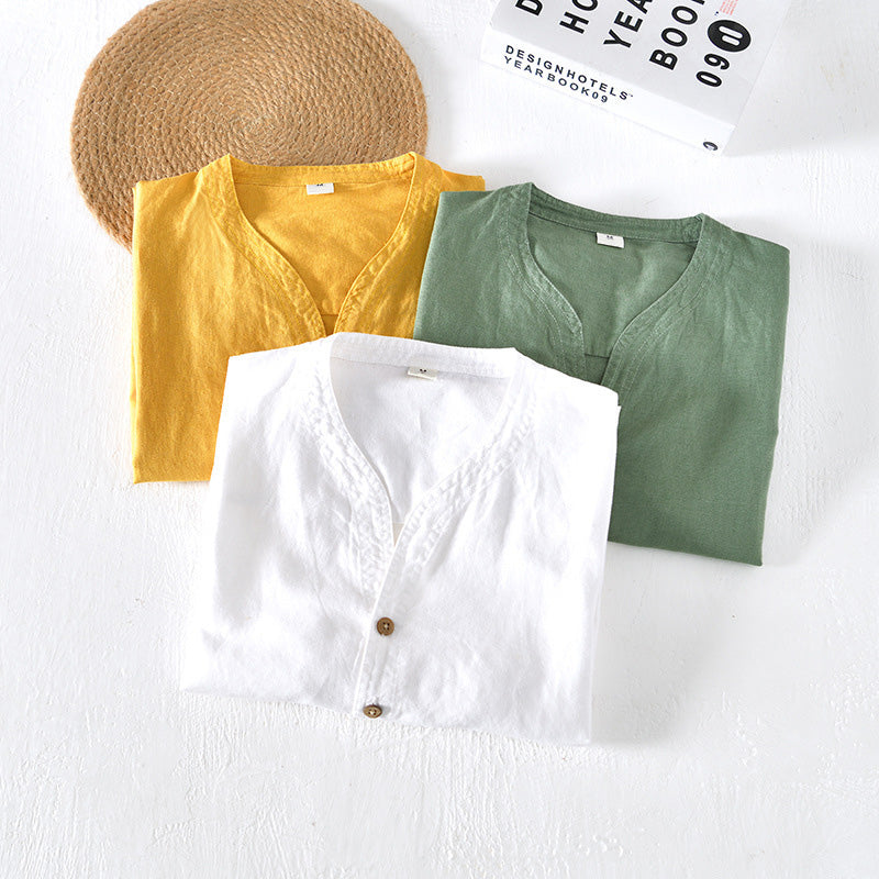 Versatile men's lightweight short sleeve shirt. Tailored for comfort & style, perfect for elegant casual summer looks.