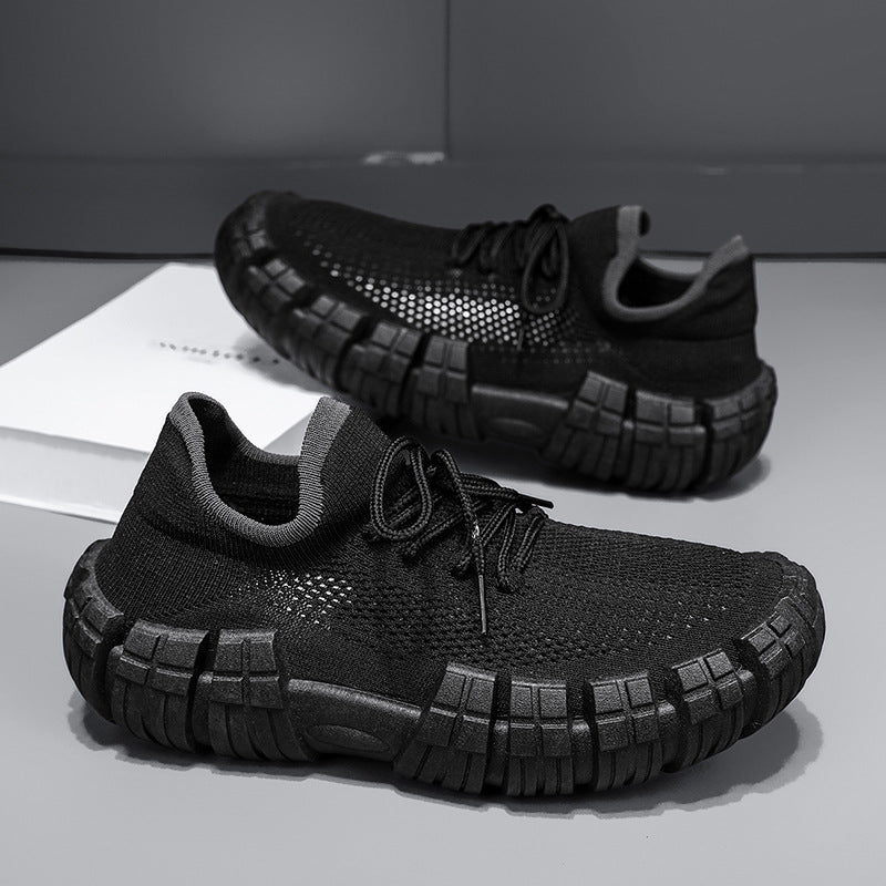 Men's lightweight urban agility sneakers in motion, demonstrating flexibility and dynamic support.