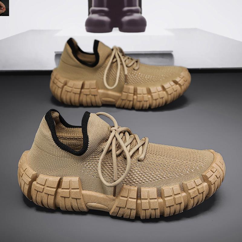 Stylish green men's lightweight urban agility sneakers, ideal for active city exploration and comfort.