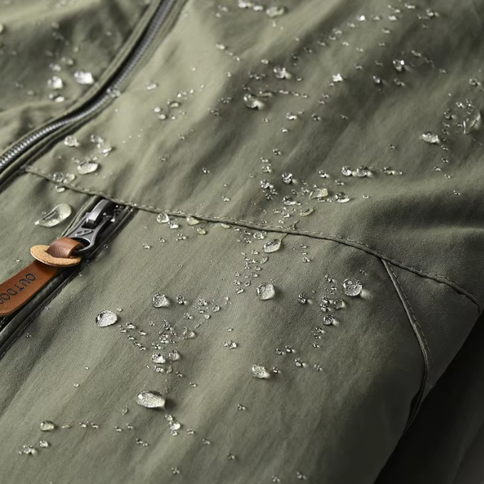Ultra-light men's utility jacket, breathable & water-resistant for active outdoor wear.
