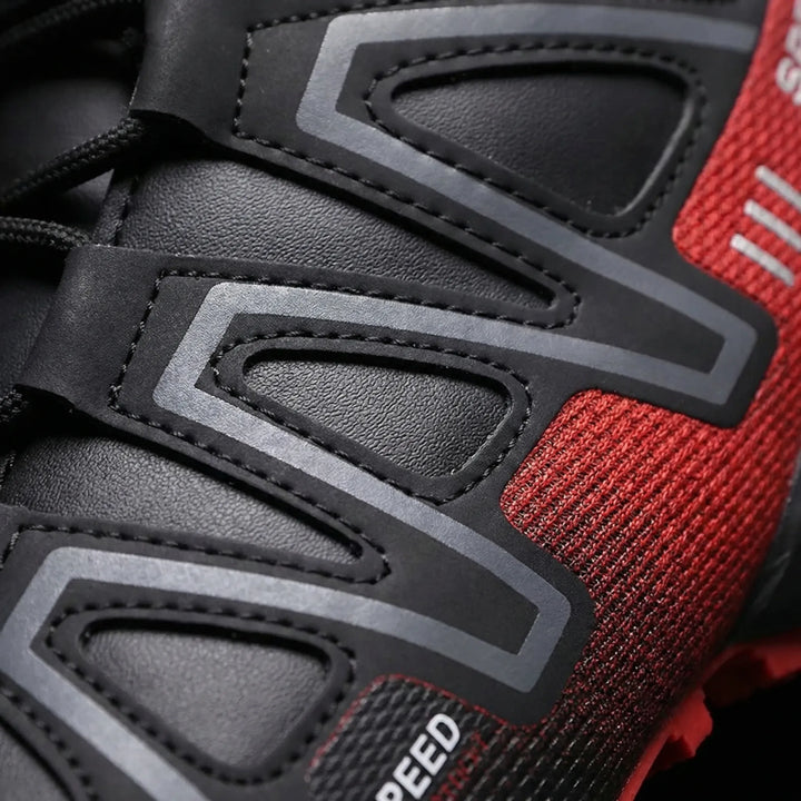 Insulated & waterproof men's hiking boots, perfect for cold weather adventures. Lightweight winter footwear.