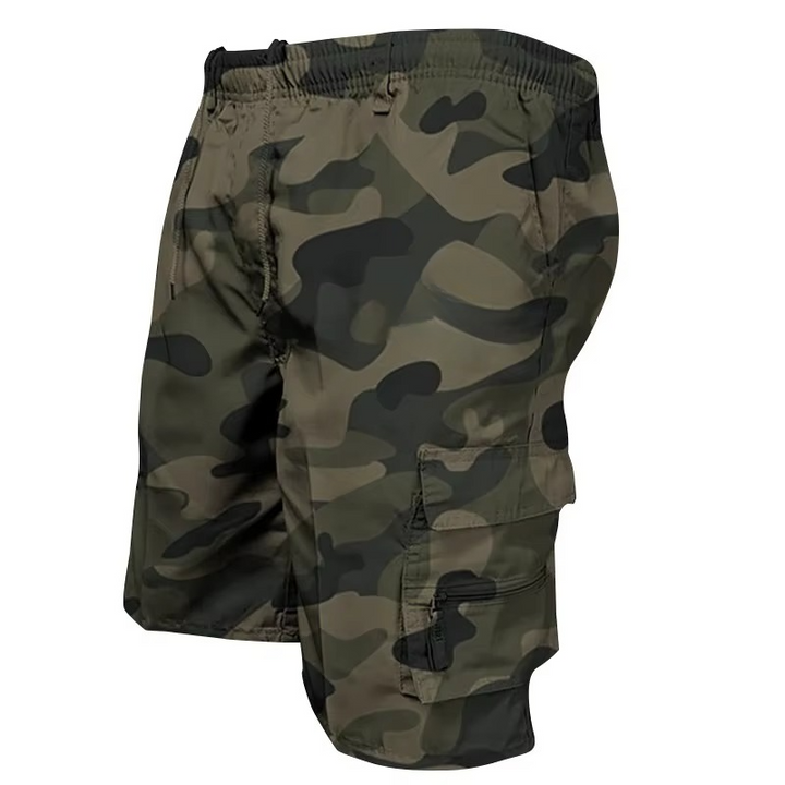 Adventurous men's loose fit cargo shorts, multi-pocket for outdoor exploration, comfortable summer utility.