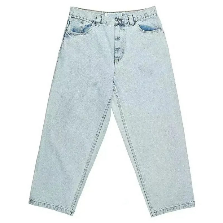 Black loose fit men's denim jeans, great for skate fashion and a relaxed urban look.