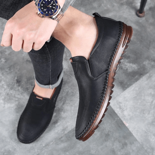 Men's Lorenzo orthopedic shoes with advanced foot support for daily wear, ensuring maximum comfort.