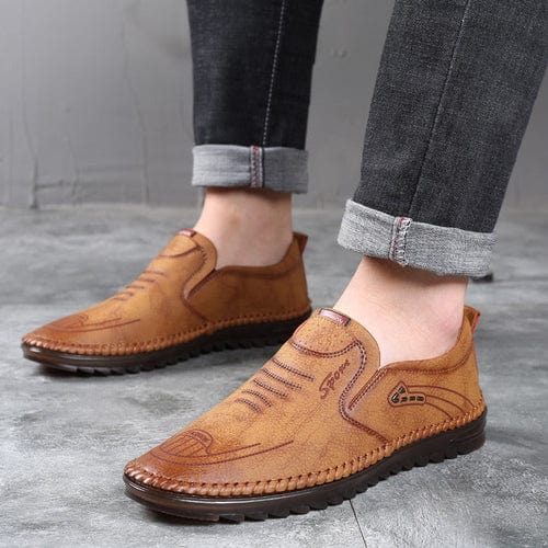 Stylish men's orthopedic sneakers, Lorenzo, offering pain relief & ergonomic comfort for walking.