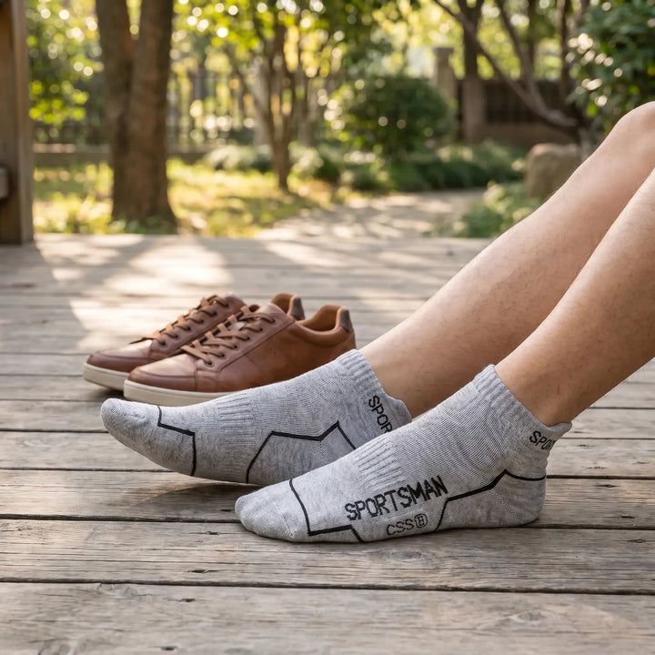Men's low-cut breathable ankle athletic socks, 6 pairs for running & workouts.