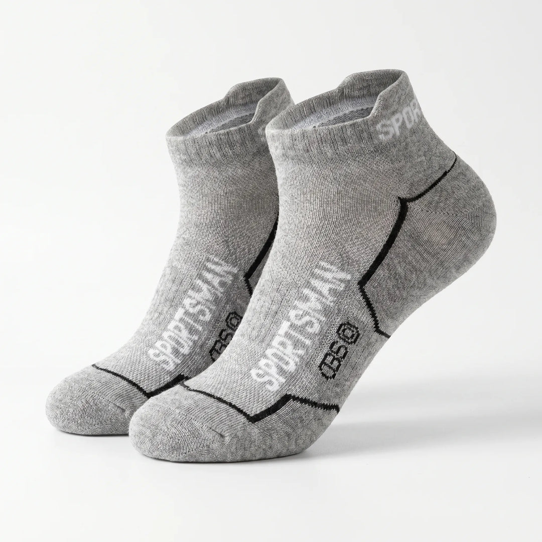 Comfortable men's low-cut breathable ankle socks, ideal for active lifestyles, 6-pair set.