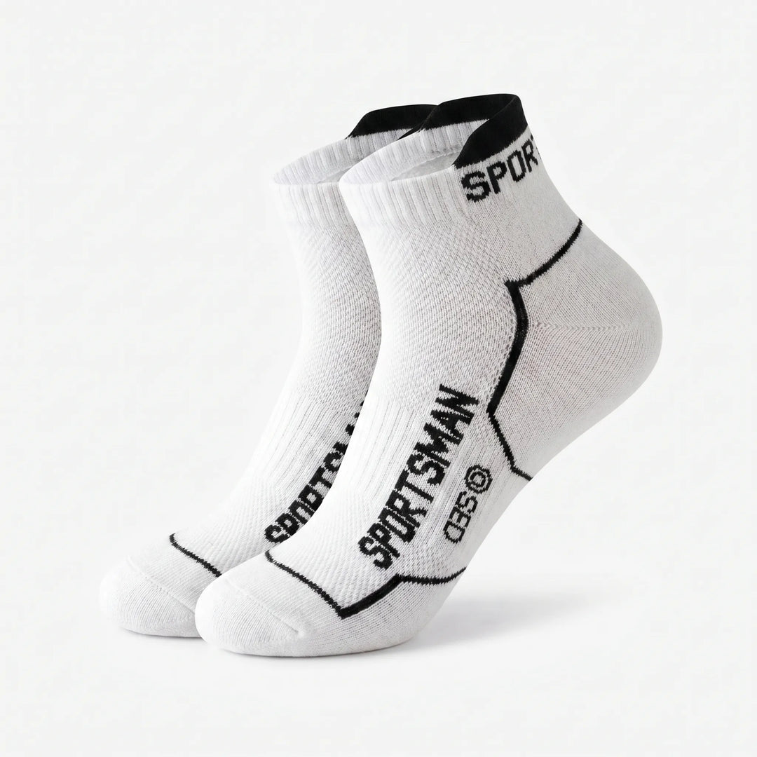 Performance men's breathable low-cut ankle socks, 6 pairs for sports and intense workouts.