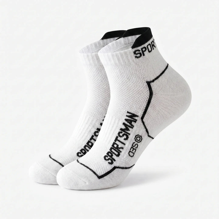 Performance men's breathable low-cut ankle socks, 6 pairs for sports and intense workouts.