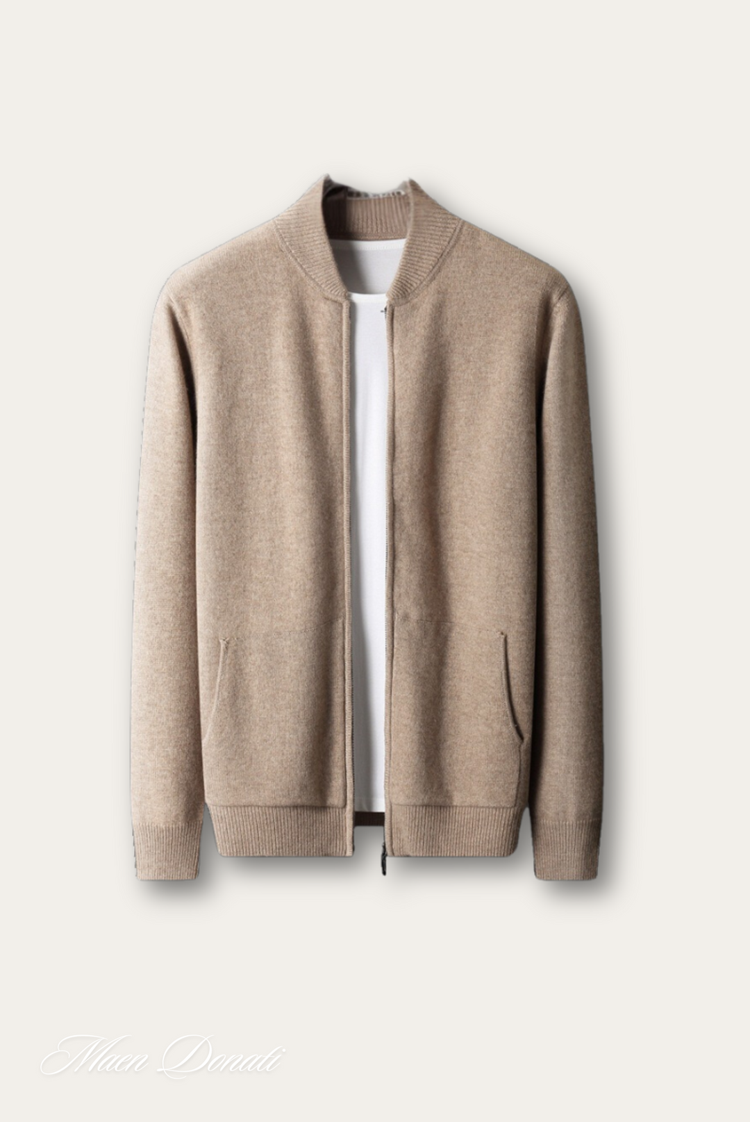 Stylish men's relaxed fit pullover sweater in cashmere, perfect for versatile casual and elegant wear.