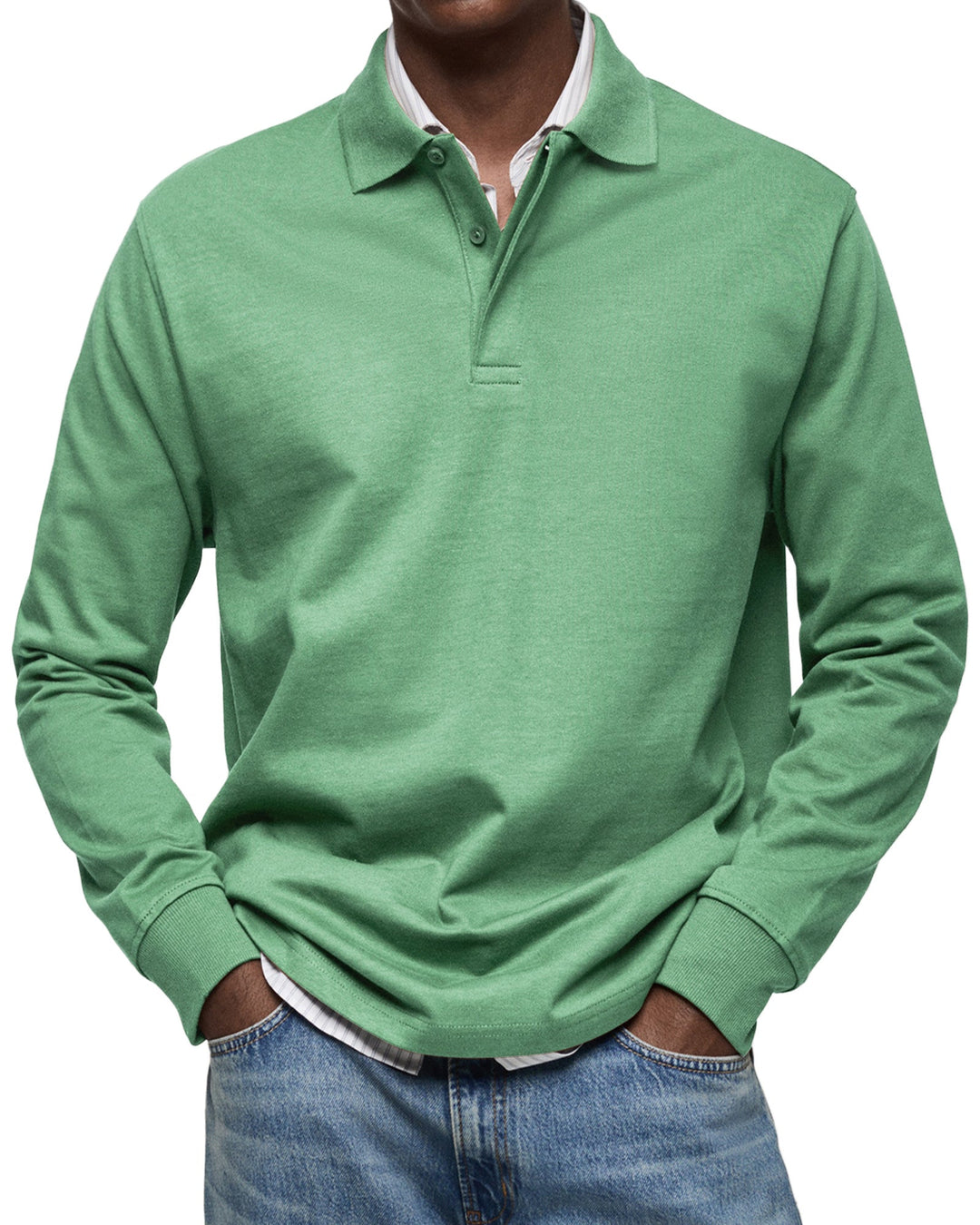 High-quality men's long-sleeve luxury polo, showcasing premium fabric & craftsmanship for men's fashion.