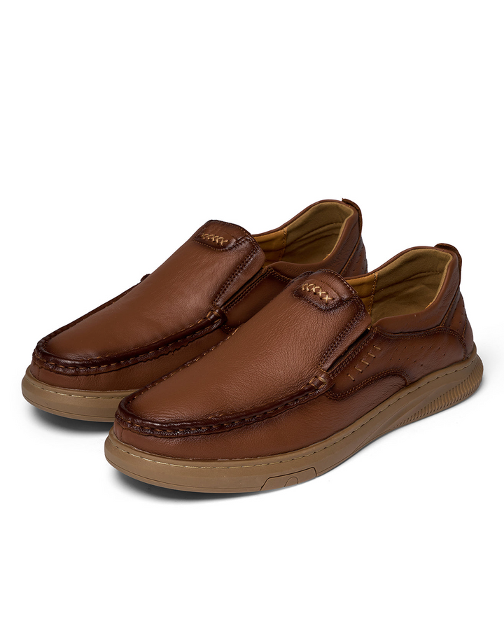 Men's Madison black leather slip-on loafers, perfect for office wear & casual fashion.