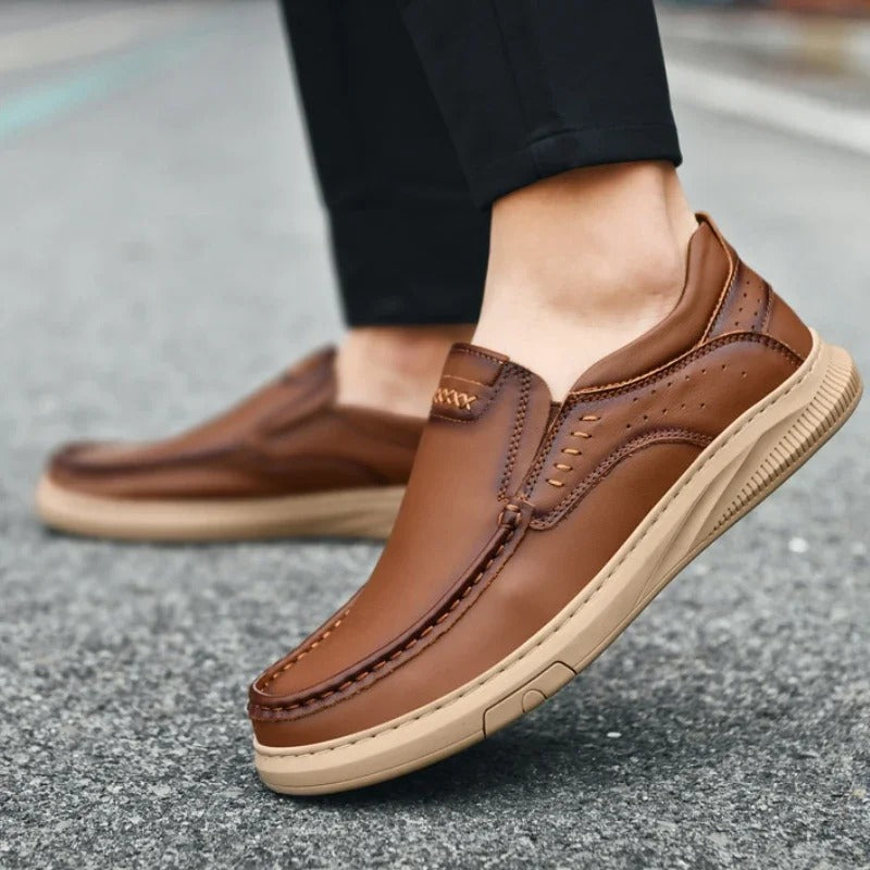 Black leather Madison men's comfortable slip-on loafers, easy wear for stylish men's fashion.