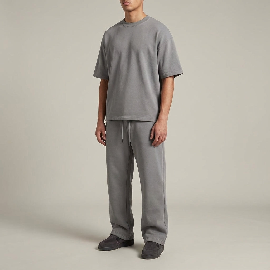 Men's leisure suit joggers, comfortable oversized fit, in a warm cotton blend, ideal for loungewear.