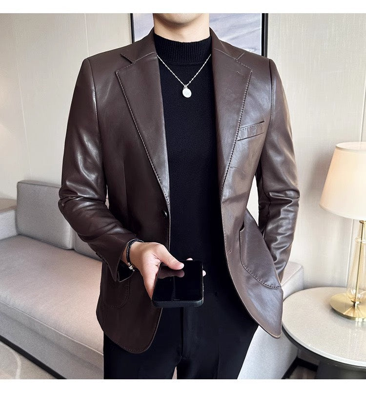 Close-up of a men's Maverick leather blazer, showcasing classic style, rich texture, and sophisticated tailored fit.