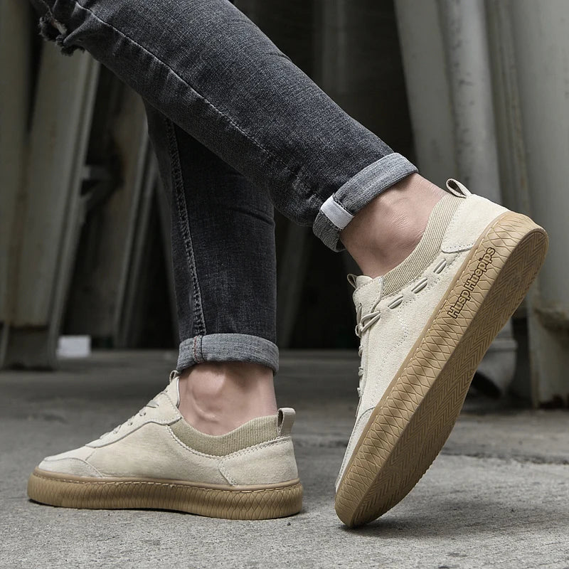 Men's Maxon sneakers with non-slip sole, ensuring stability & safety for walking and daily activities.
