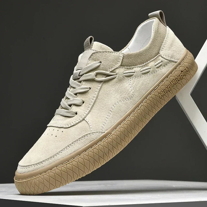 Versatile Men's Maxon casual shoes, great for travel, daily wear, and outdoor casual styling.