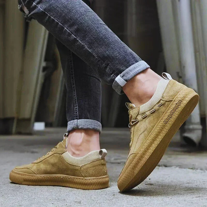 Side view of Maxon men's casual sneakers, showcasing modern design & comfortable support.