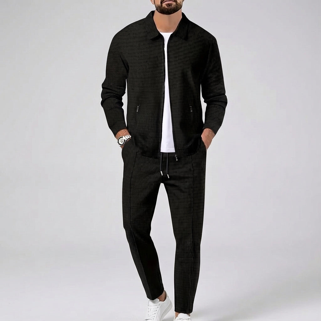 Maxwell men's casual two-piece tracksuit, a comfortable and stylish athletic loungewear solution.