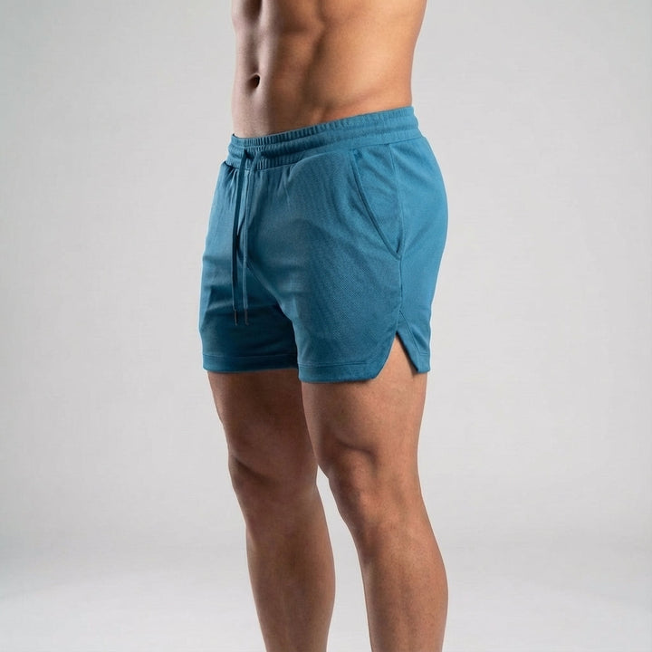 Men's Maxwell quick-dry shorts displayed, versatile athletic comfort