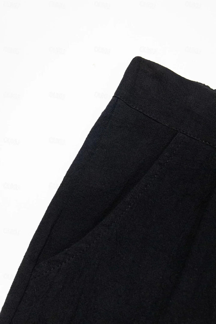 Modern Men's Milan shorts, blending linen and cotton for breathable, comfortable wear