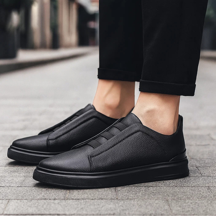 Contemporary men's Chelsea sneakers, comfortable slip-on shoes for effortless, stylish daily wear.