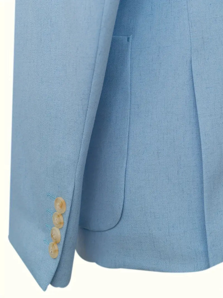 Stylish men's flat collar single-breasted suit. Ideal formal wear for business, weddings, or special occasions.