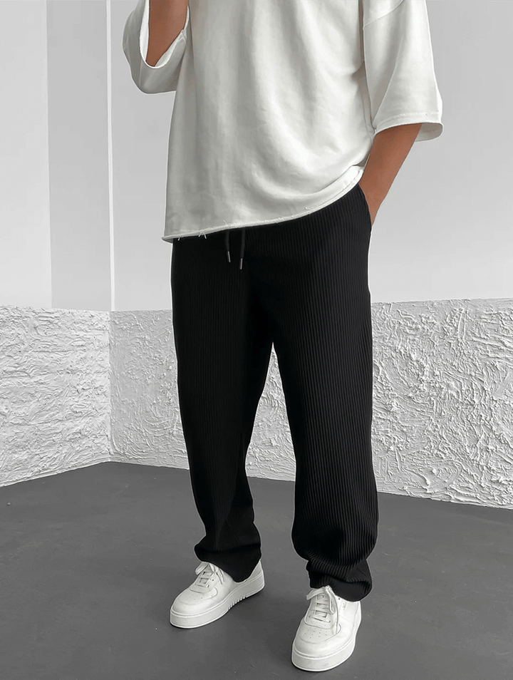 Relaxed fit men's jogger pants, offering modern style & ultimate comfort for all-day wear.