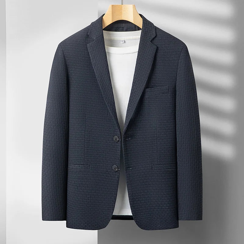 Sophisticated men's modern tailored blazer jacket, suitable for professional business wear or elevated casual ensembles.