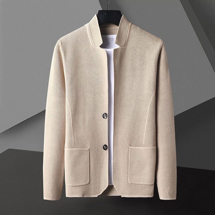 Versatile black Modform casual jacket for men. Structured design, stand collar, and button front for everyday wear.
