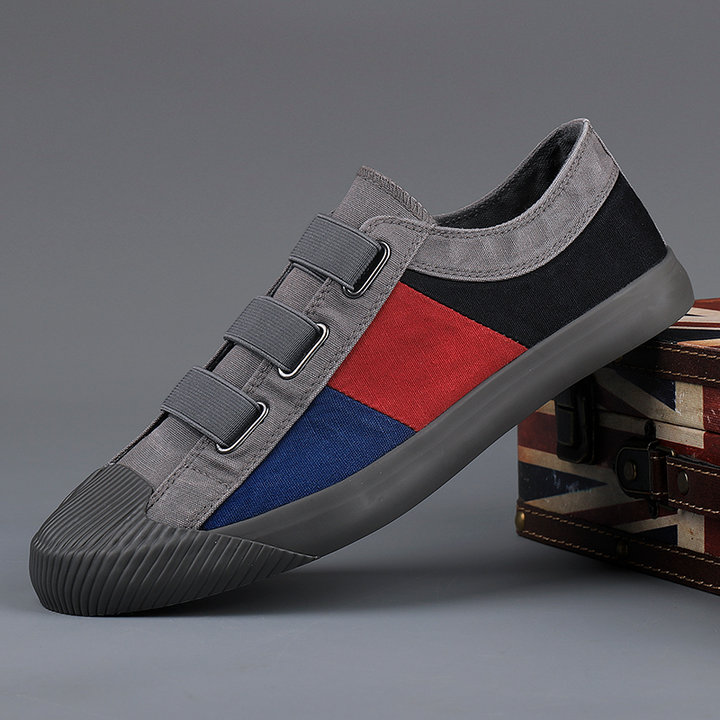 Lightweight men's sneakers, Monet art pattern, durable sole & comfortable fit.