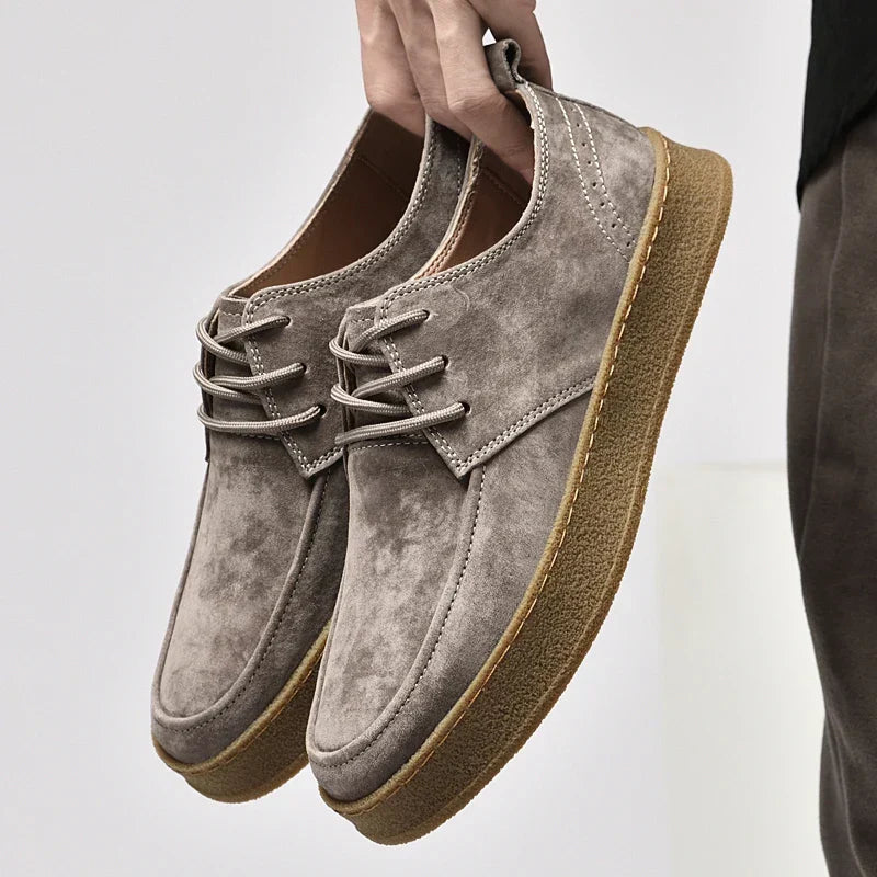 Men's Montaro lace-up casual shoes, classic style for everyday wear.