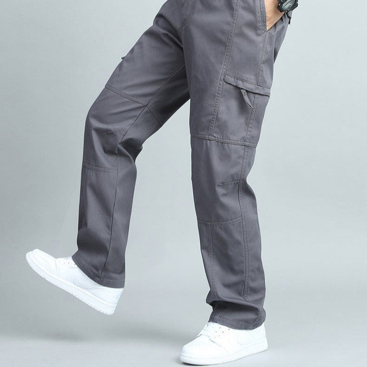 High-quality men's workwear cargo pants, offering comfort & durability for demanding tasks.