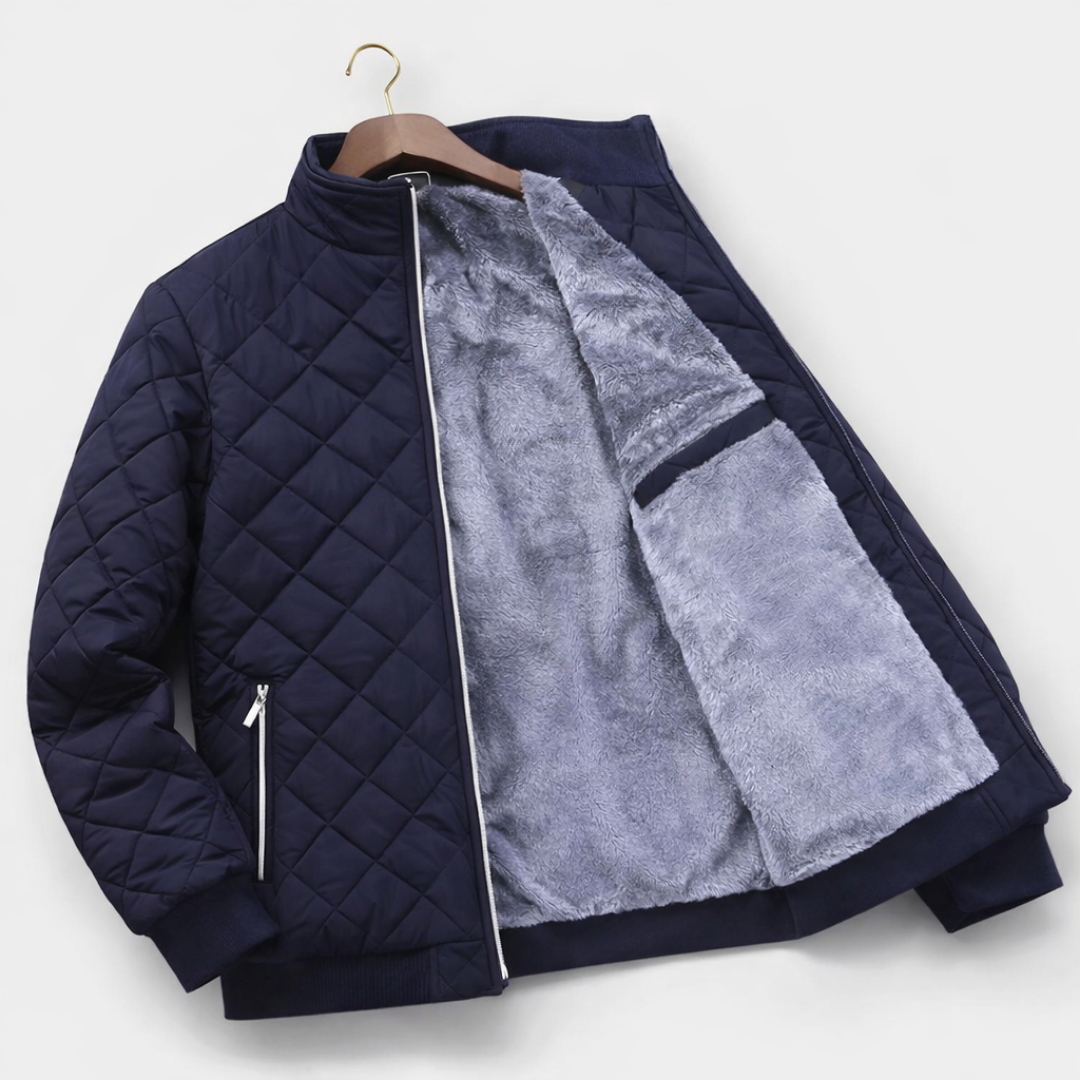 Men's quilted jacket for versatile warmth. Lightweight outerwear, ideal for casual fall & winter fashion.