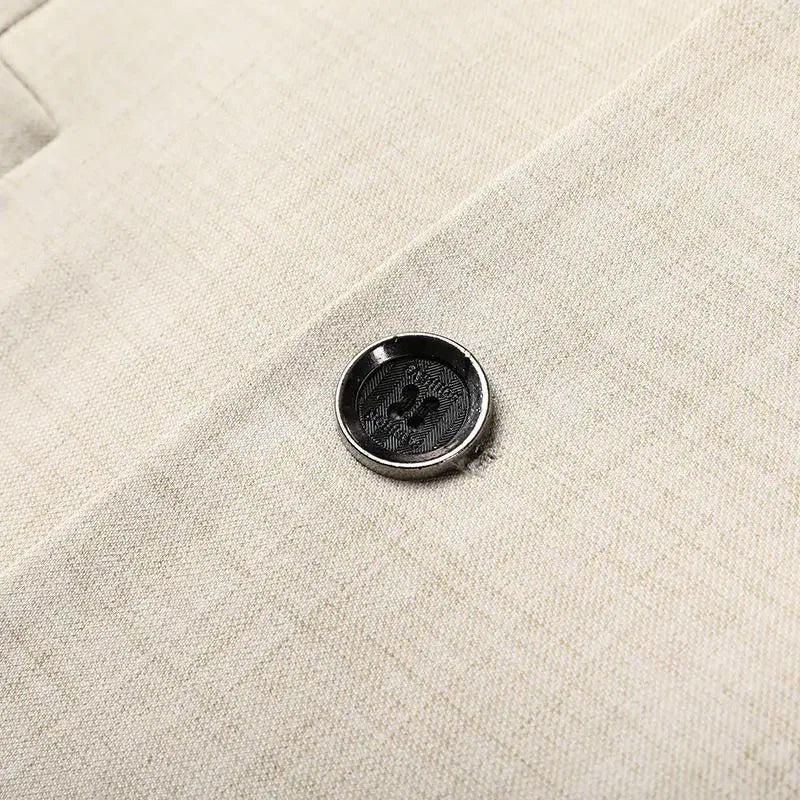 Stylish men's structured blazer, offering a sharp, tailored fit for professional men's fashion. Versatile.