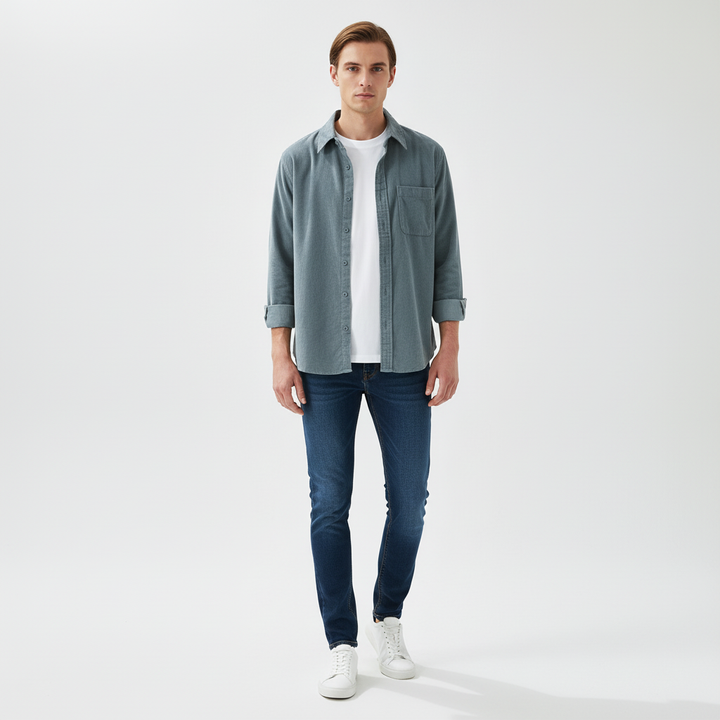 Comfortable men's corduroy shirt, light blue, button-down, longsleeve for autumn winter