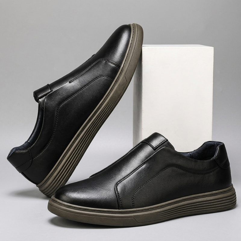 Versatile Noble Italiana men's comfort sneakers. Everyday walking shoes with modern design, ideal for all-day wear.