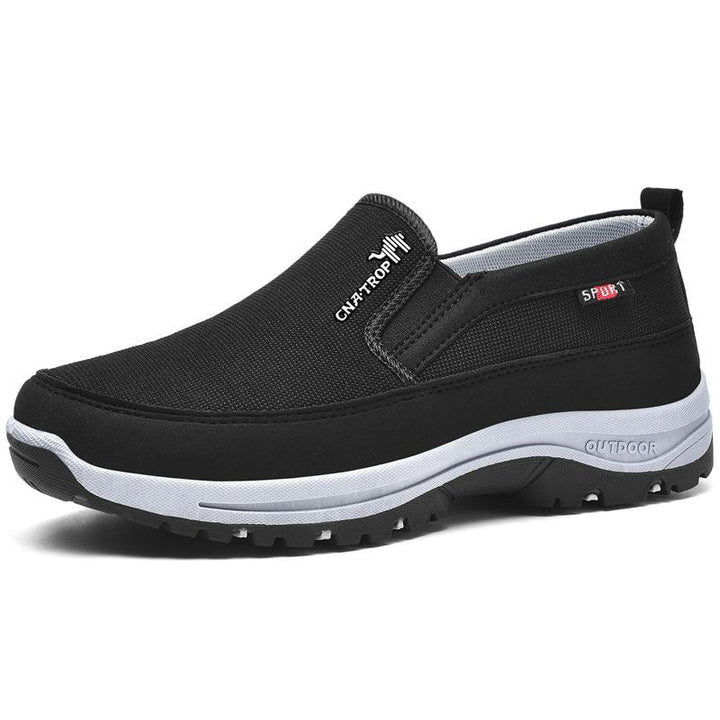 Close-up of Nolan men's orthopedic shoes, highlighting comfort, stability & durable design for hiking.