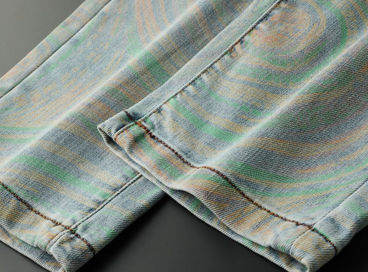 Durable men's slim fit patterned jeans, offering bold style & a comfortable, modern fit.