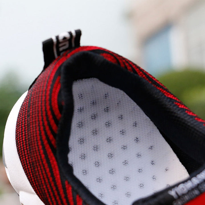 Supportive Men's Oliver walking shoes, designed for comfort & foot pain relief for daily wear.