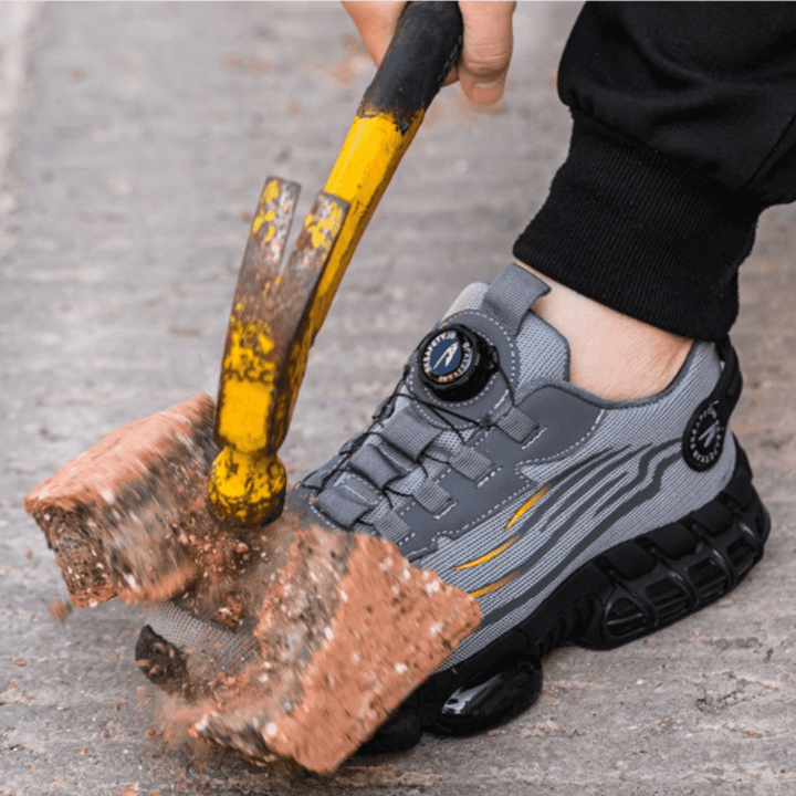 Men's orthopedic safety work shoes, secure grip & wide toe for long shifts.