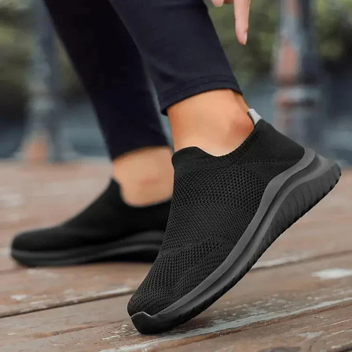 Men's orthopaedic slip-on sneakers for ultimate comfort & support.