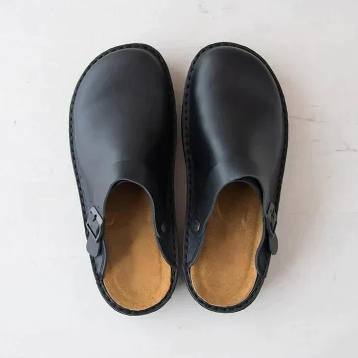 Breathable, lightweight men's comfort clogs, easy slip-on style for all-day support and casual use.