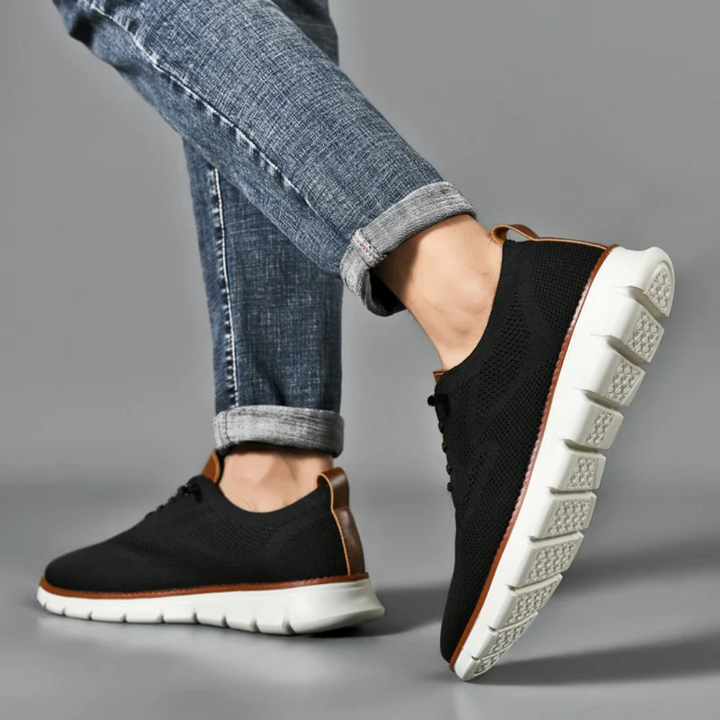 Men's comfort shoes for foot pain relief, featuring lightweight Fly Knit and strong arch support.
