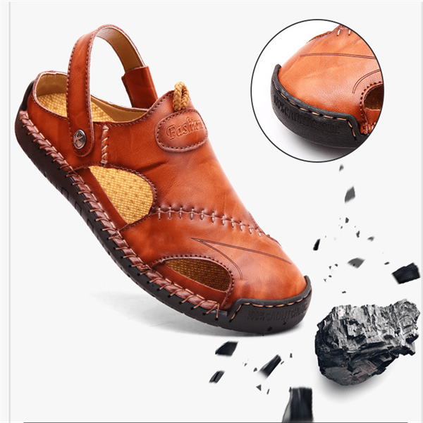 Men's orthopedic sandals, offering all-day comfort & superior arch support for casual summer wear.