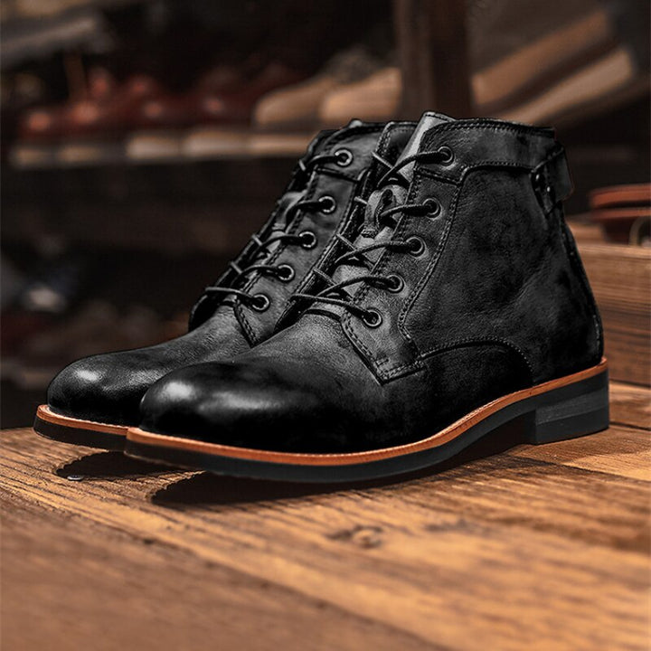Men's orthopedic support boots for all-day comfort, featuring arch support and durable design.