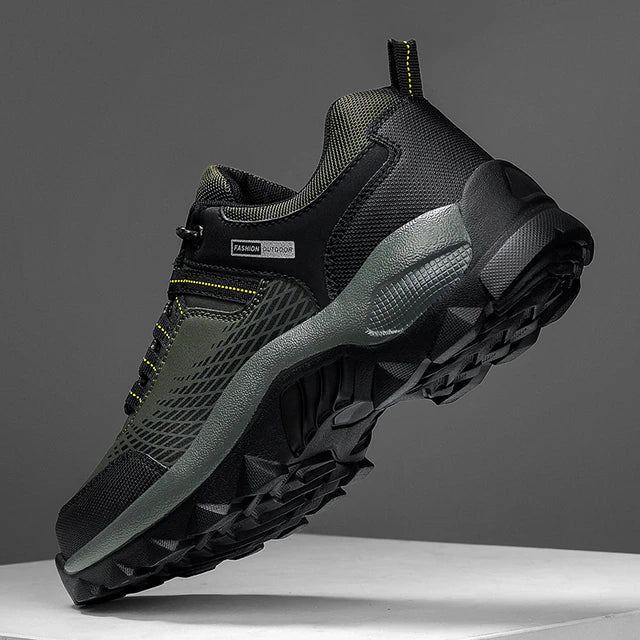 Durable men's athletic walking shoes, ideal for hiking & outdoor activities. Wide toe, orthopedic support, slip-resistant.